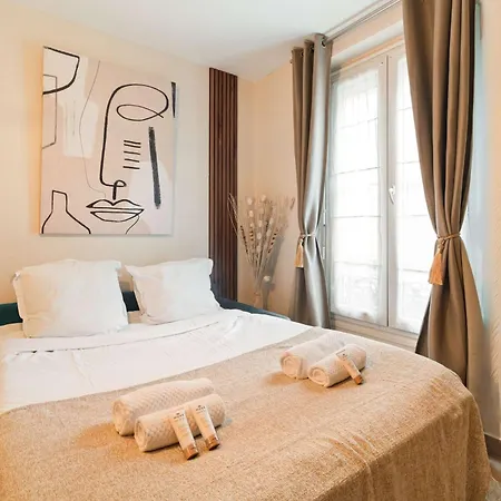 Comfy & Luminous Near Nation Parijs